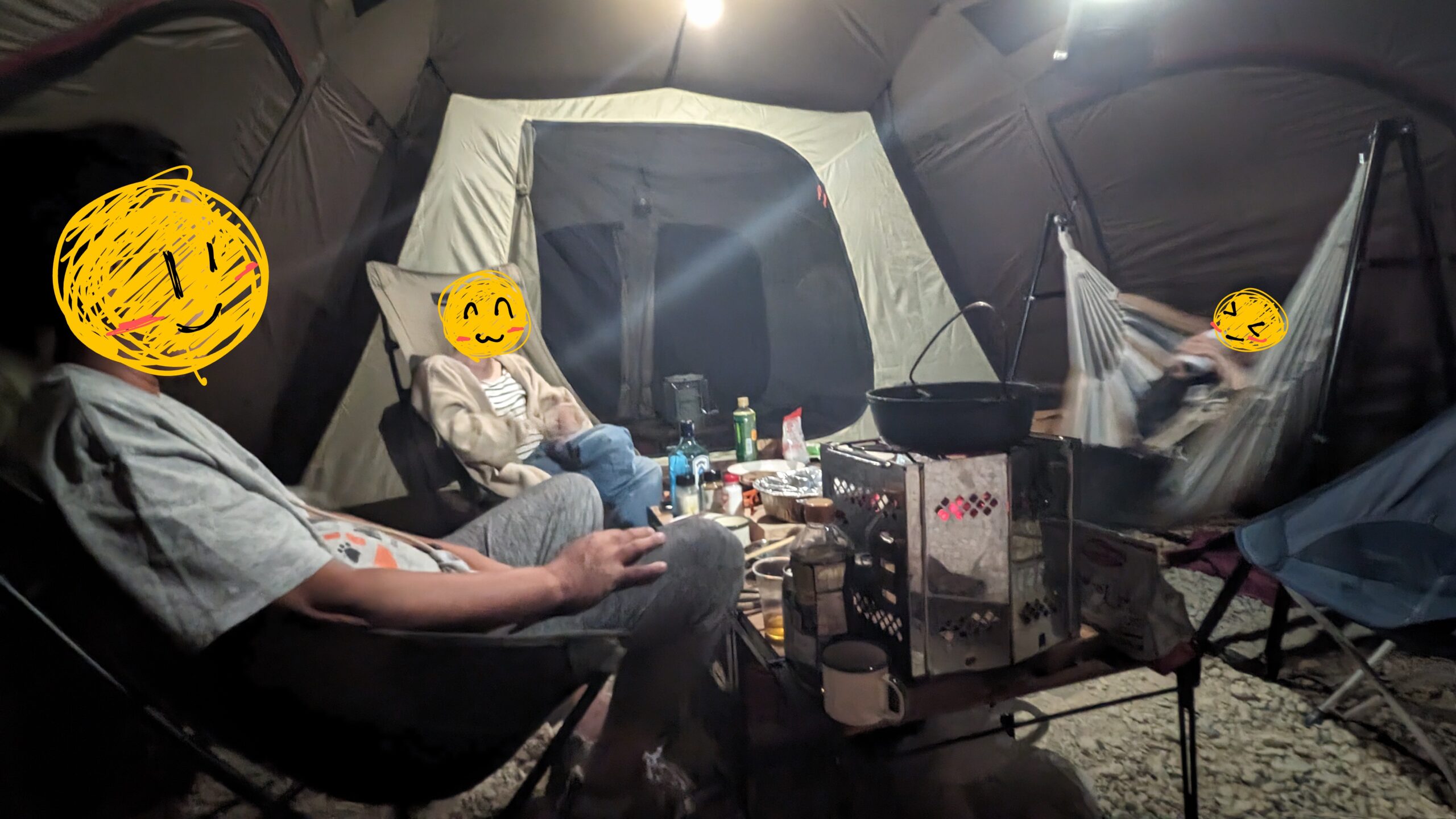 夜のテント